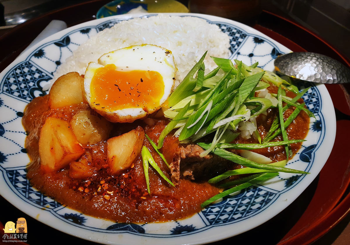 台北大安區美食│通庵熟成咖哩-限量果香味超濃郁咖哩，搭配花椒辣醬整個超猛！近捷運信義安和站，獨特口味值得品嘗一次（菜單價格）