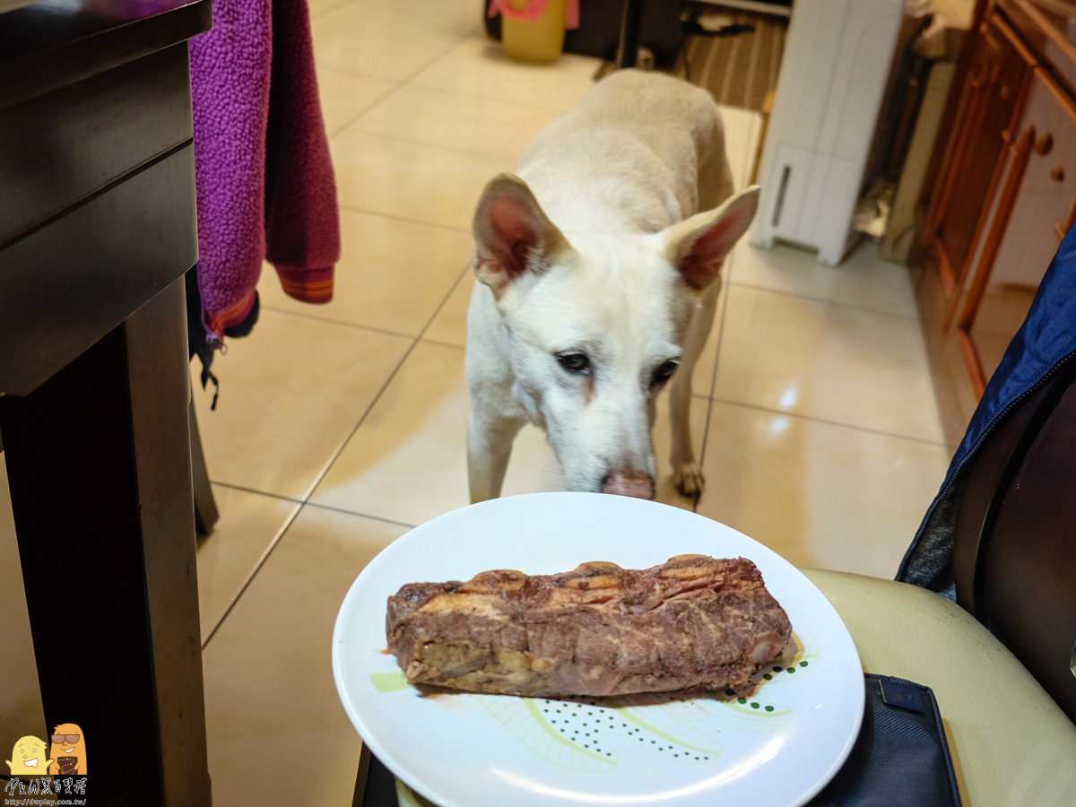 香味撲鼻的牛小排-阿根廷烤牛肉推薦