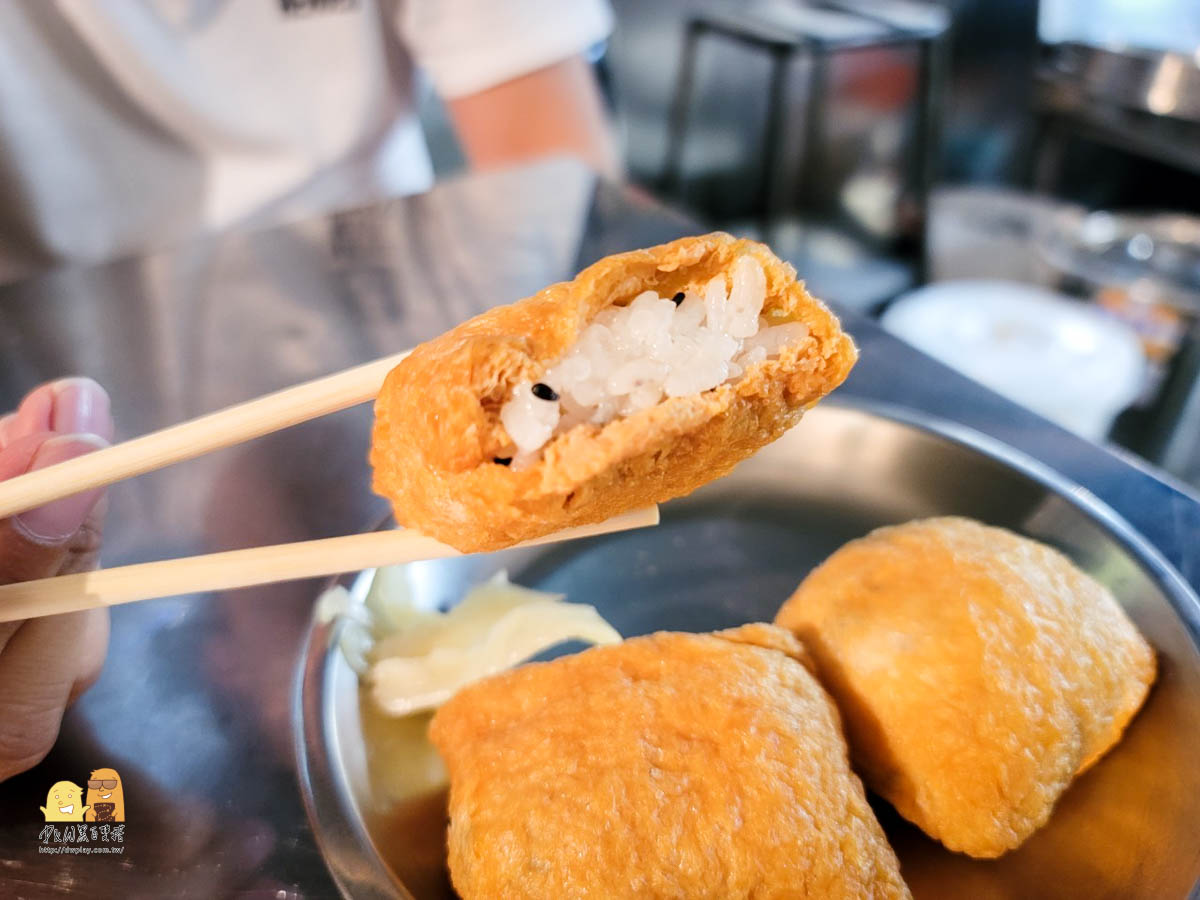 施家脆皮蚵仔煎,萬華美食,艋舺夜市,東石蚵仔,蚵仔煎,夜市小吃