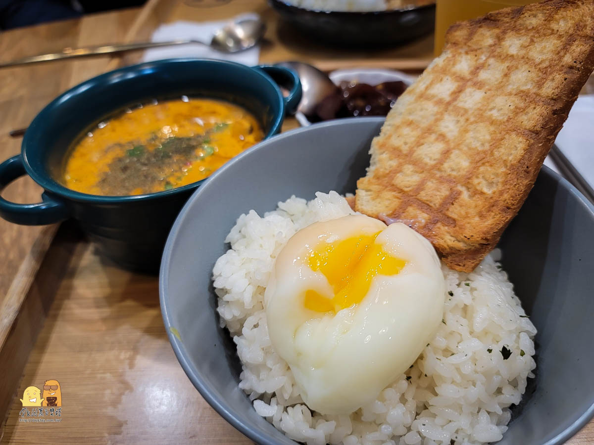 捷運六張犁站,台北平價美食,平價美食,咖哩,六張犁美食,台北咖哩,銅板美食,台北市美食,台北美食,台北銅板美食