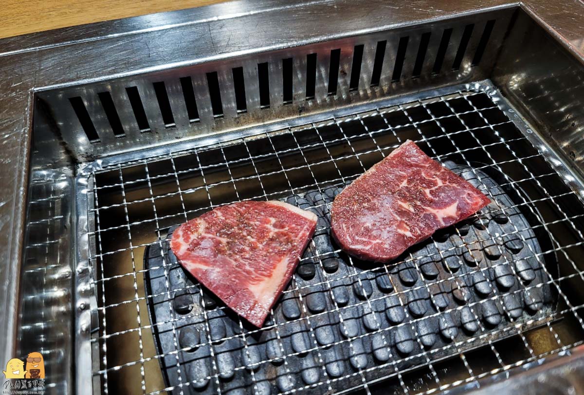 西門個人燒烤推薦-燒肉chacha個人和牛燒肉，馬辣集團品牌，免找找朋友自己享受和牛美味