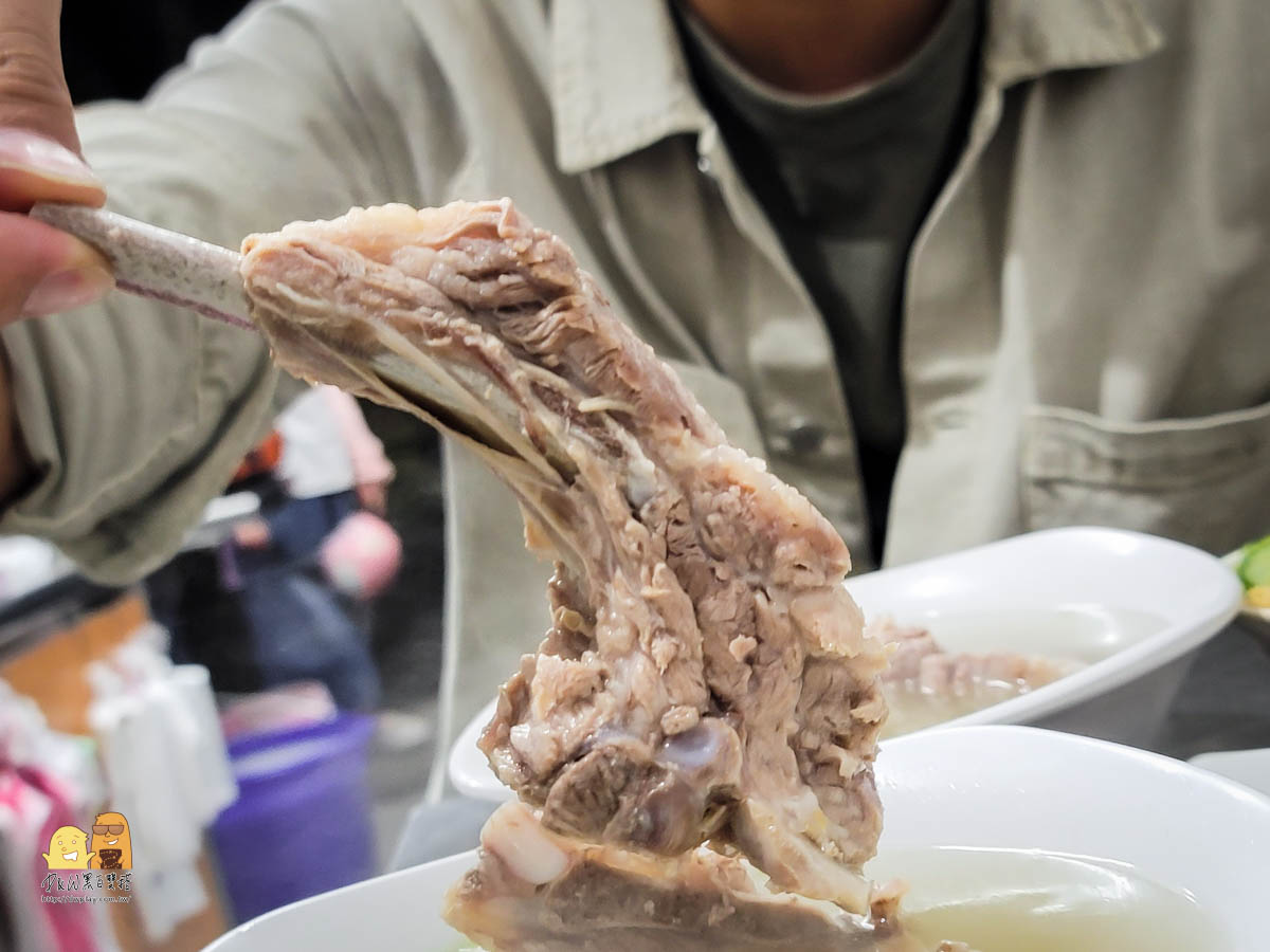 台北隱藏美食,台北小巨蛋美食,台北美食,巷弄美食,隱藏美食,排骨湯,捷運小巨蛋站