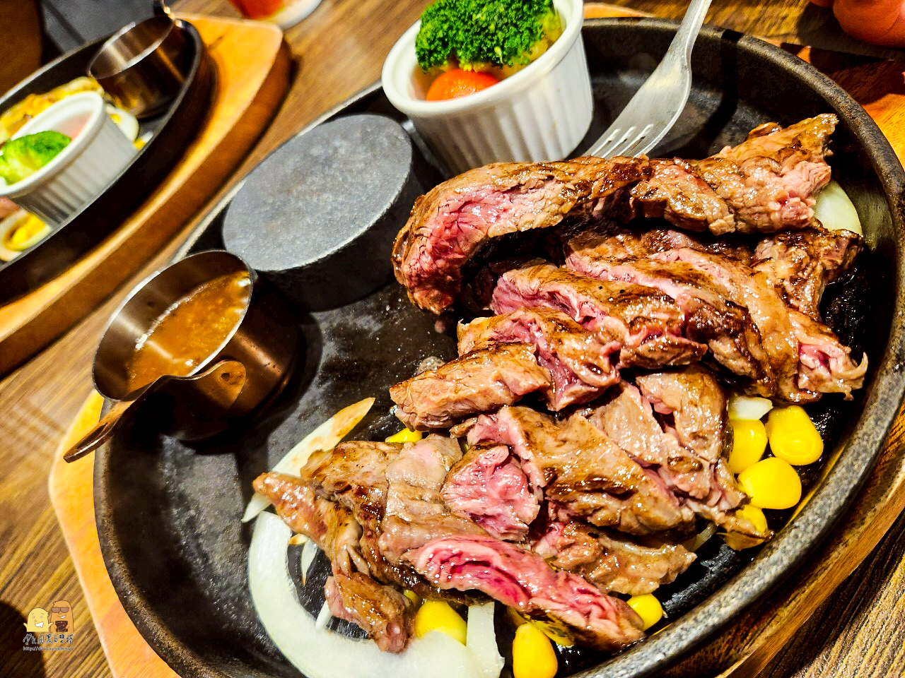 台北美食,台北牛排推薦,捷運中山國中站