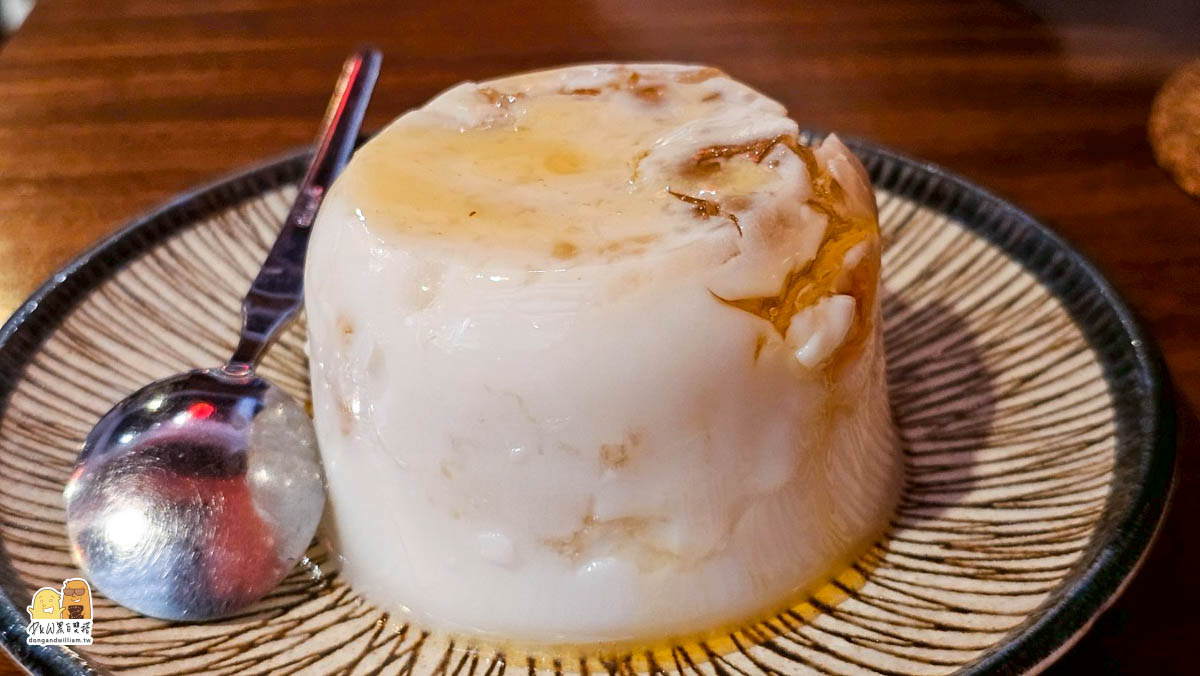 新莊養生咖啡, 中藥主題咖啡廳, 漢方草本飲品, 新莊文創空間, 新莊打卡咖啡廳 新莊中藥行咖啡, 新莊咖啡廳, 新莊特色咖啡