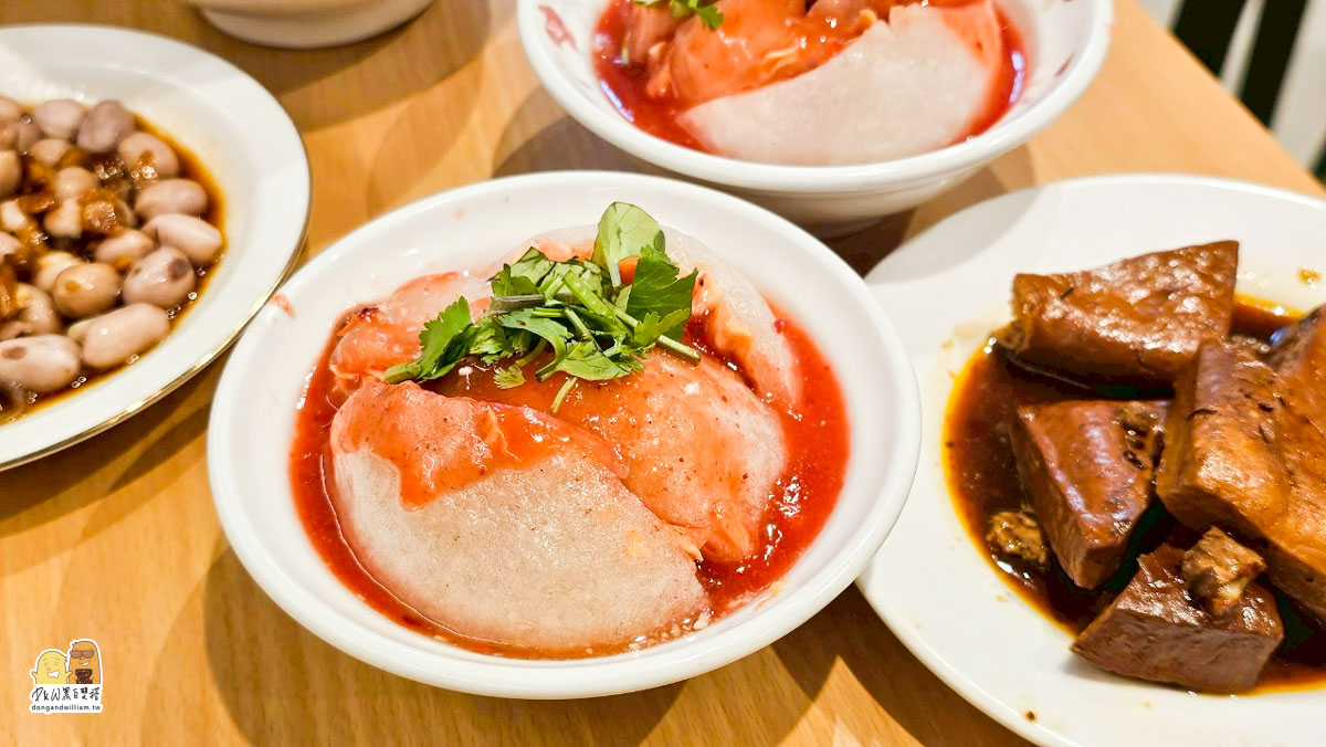 萬華肉圓,川業肉圓,清蒸肉圓,油炸肉圓,台北肉圓,萬華美食,龍山寺美食,台灣小吃,百年老店,手工肉圓