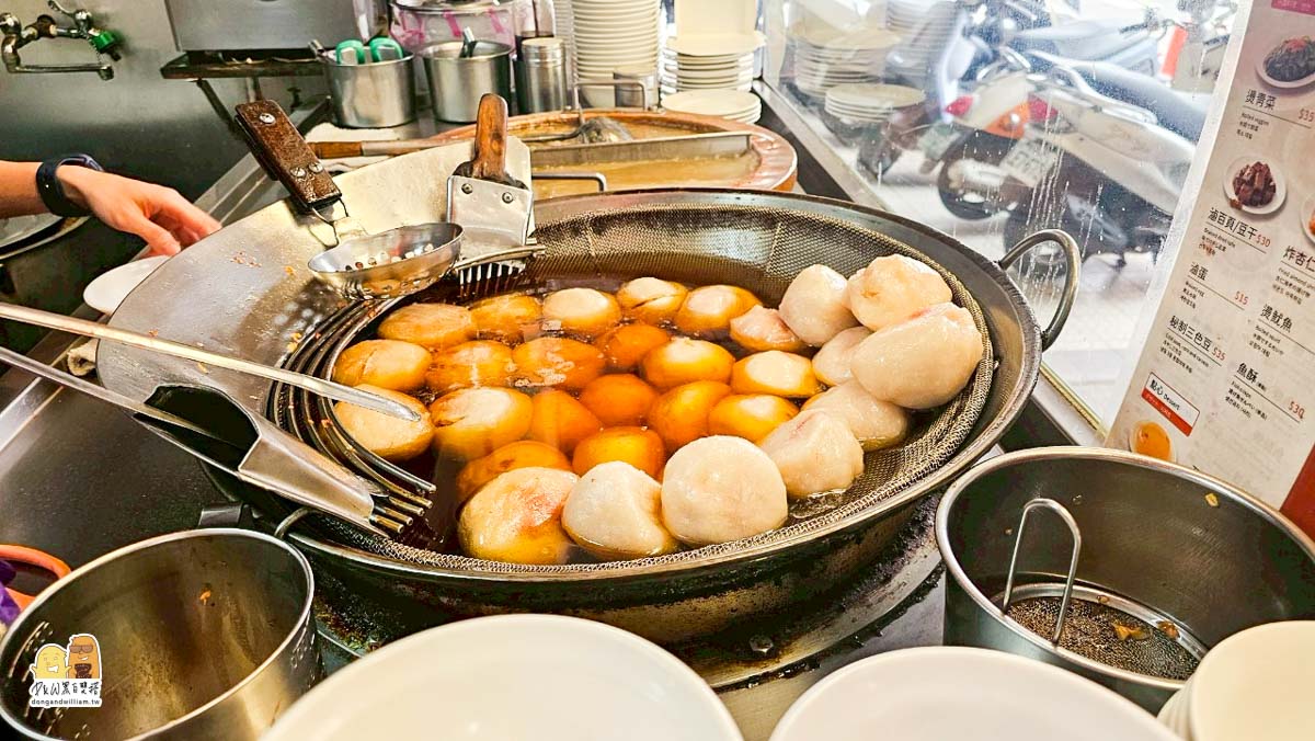 萬華肉圓,川業肉圓,清蒸肉圓,油炸肉圓,台北肉圓,萬華美食,龍山寺美食,台灣小吃,百年老店,手工肉圓