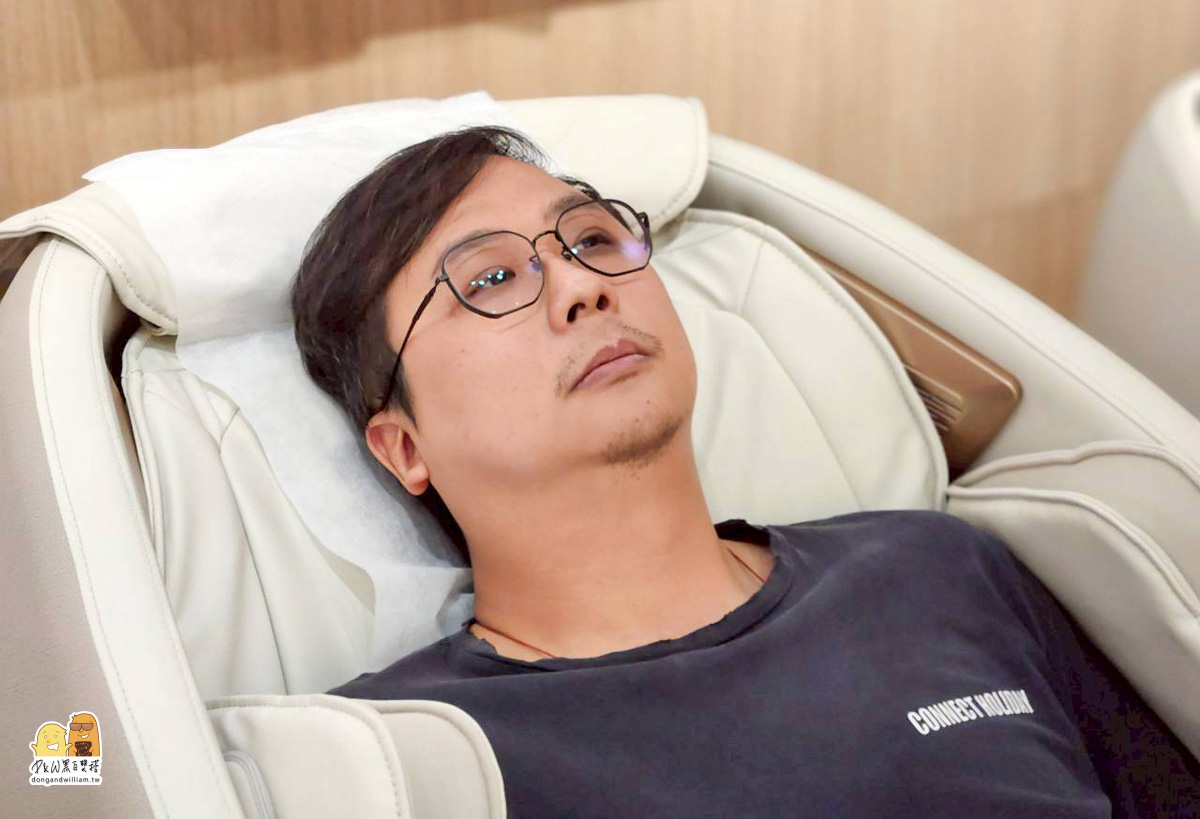 OSIM,V手天王3,新品登場,10萬內最強按摩椅,疲憊釋放快樂綻放 OSIM,V手天王3,新品登場,10萬內最強按摩椅,疲憊釋放快樂綻放