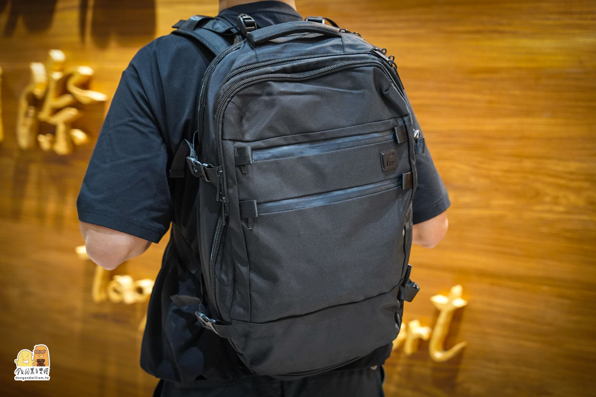 Travel Blue 藍旅 Journey 經典款 旅行後背包,輕旅行 免託運可直接上飛機!告別旅行疲憊,出國旅行輕盈收納的終極選擇! @D&W黑白雙搭 @D&W黑白雙搭
