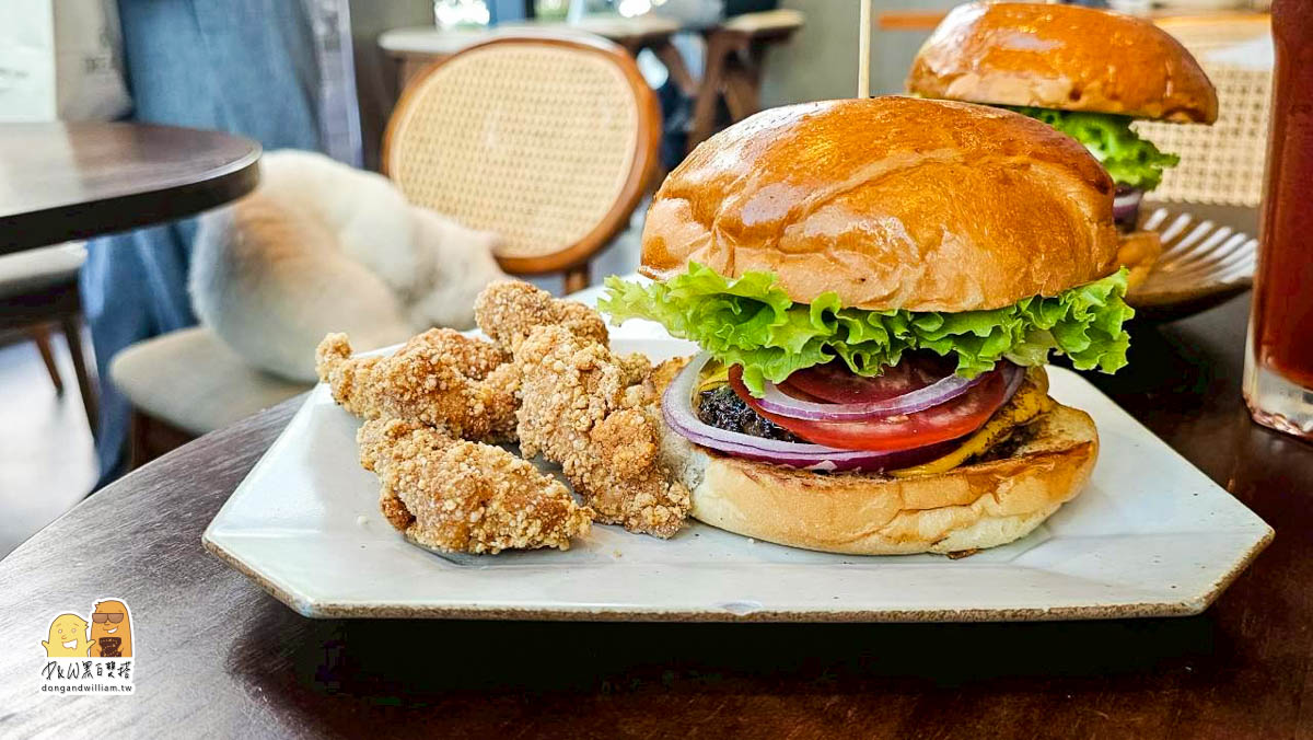 捷運港墘站,貓咖啡廳,寵物咖啡廳,貓餐廳,寵物餐廳,港墘捷運站